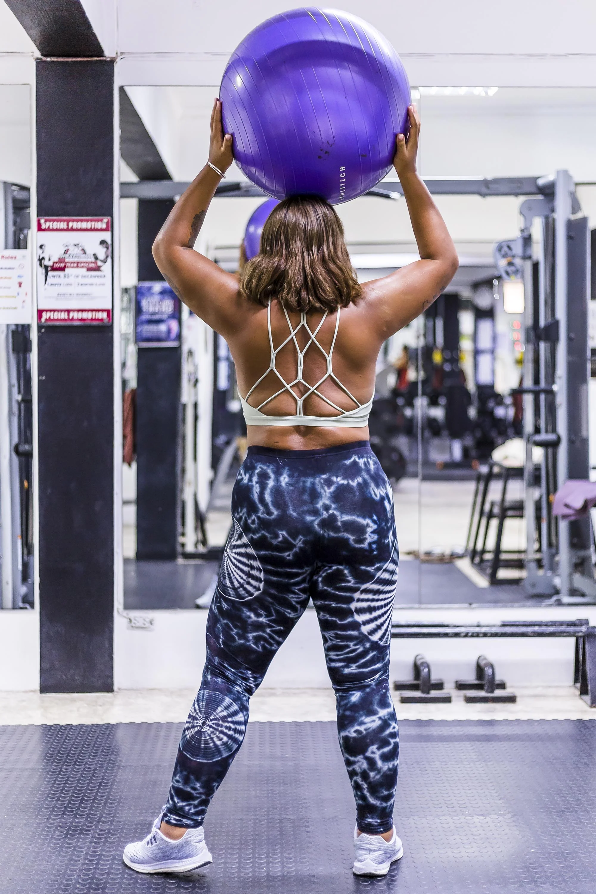 2564-Plus-Size-Swirls-Tie-Dye-Cotton-Leggings-in-Black-3.webp Plus Size Swirls Tie Dye Cotton Leggings in Black