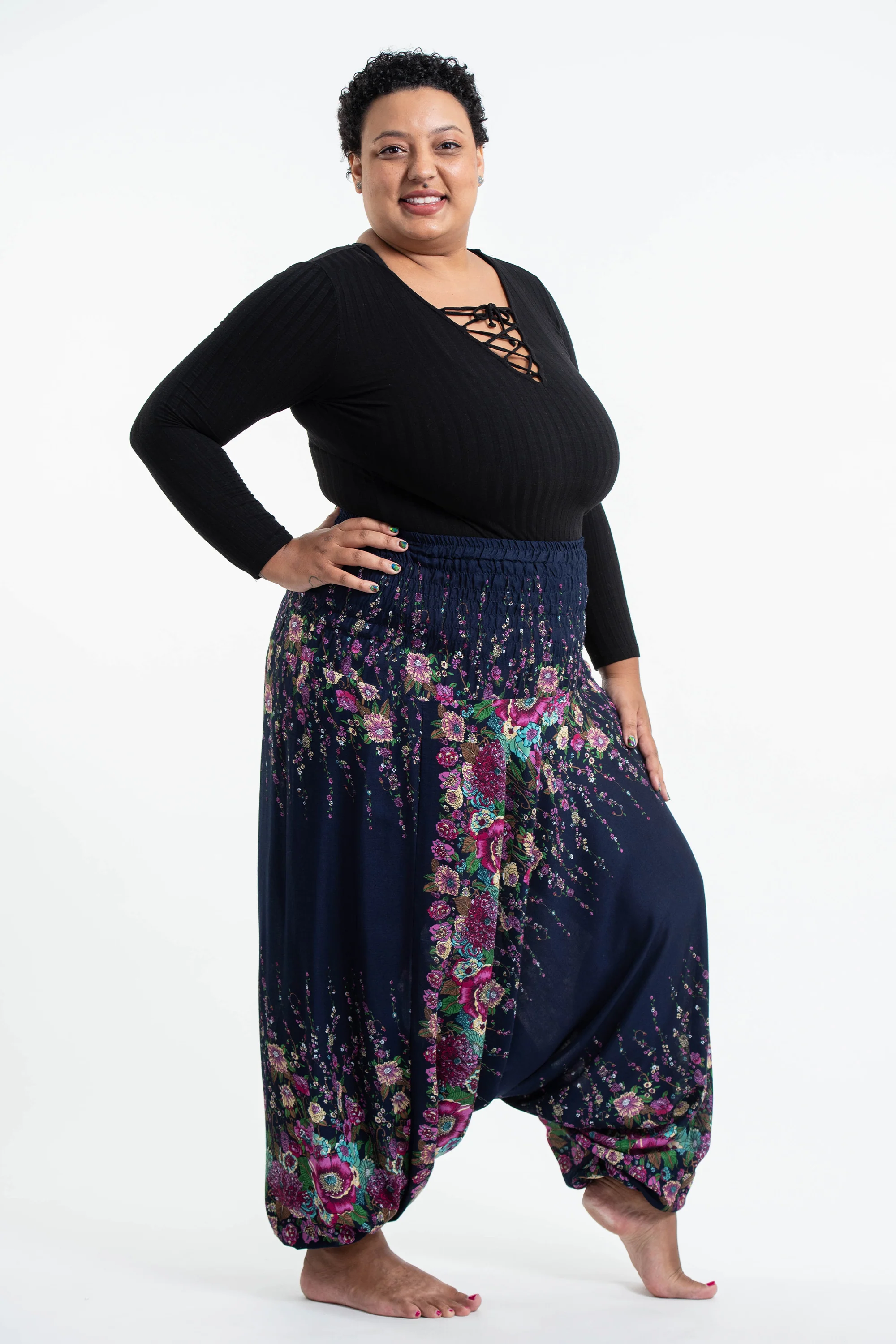 2588-Plus-Size-Floral-2-in-1-Jumpsuit-Harem-Pants-in-Blue-4.webp Plus Size Floral 2-in-1 Jumpsuit Harem Pants in Blue