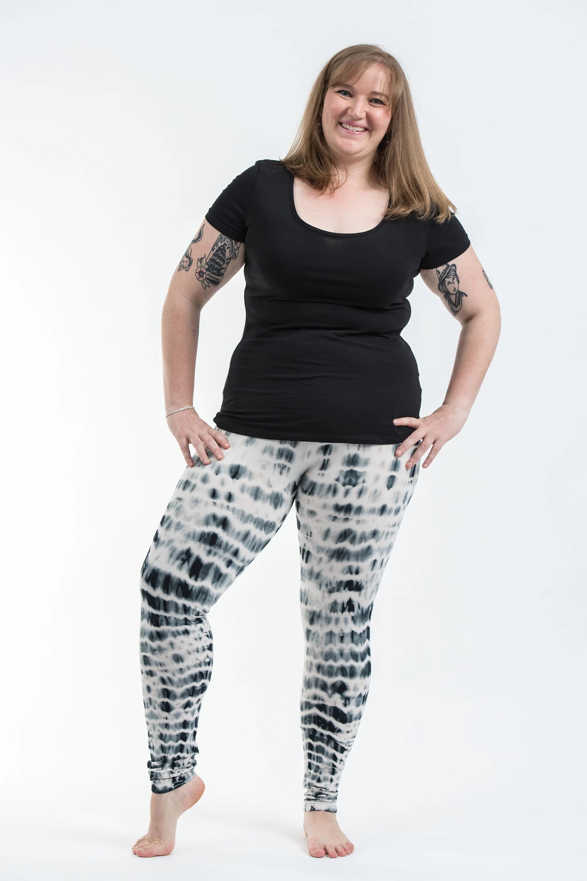 Plus Size Melting Stripes Tie Dye Cotton Leggings in Gray