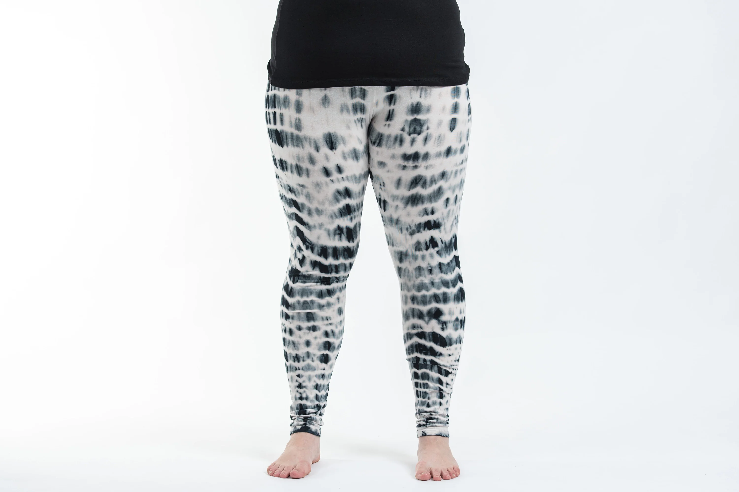 Plus Size Melting Stripes Tie Dye Cotton Leggings in Gray