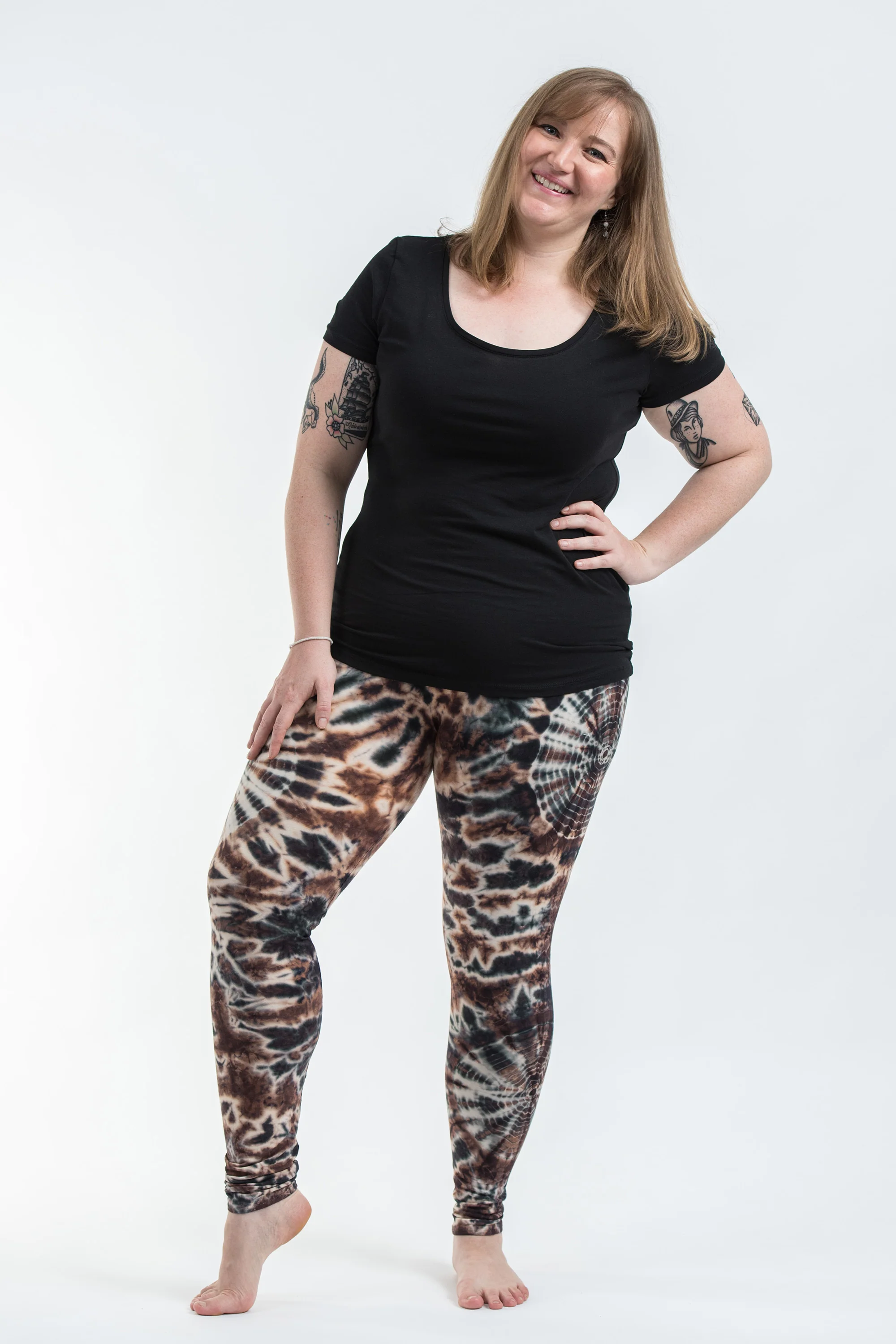 Plus Size Swirls Tie Dye Cotton Leggings in Tan