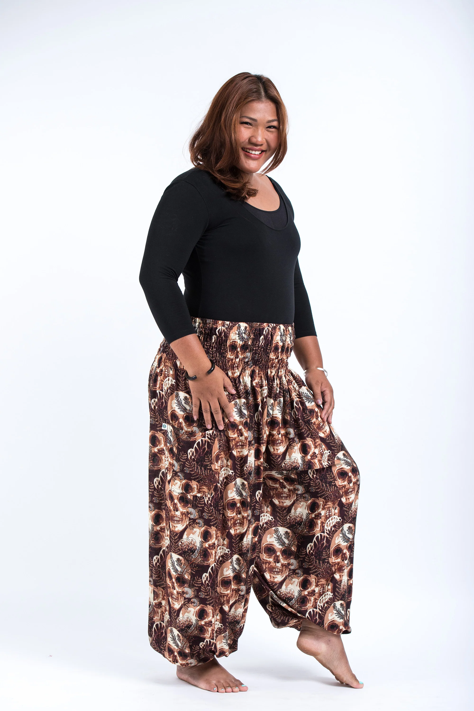 2654-Plus-Size-Skulls-Women-s-Harem-Pants-in-Brown-3.webp Plus Size Skulls Women's Harem Pants in Brown