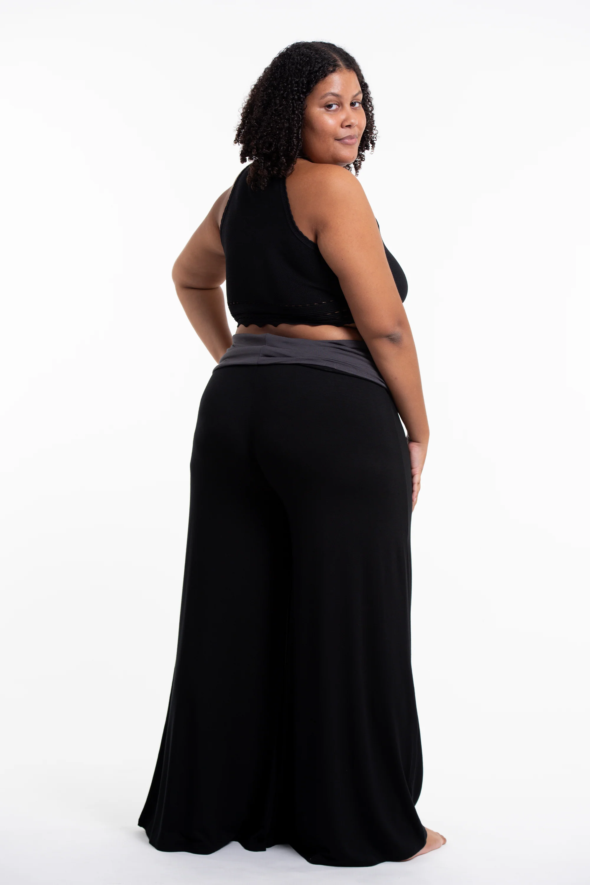 2656-Plus-Size-Sun-Moon-Print-Wide-Leg-Palazzo-Harem-Pants-Cotton-Spandex-in-Black-4.webp Plus Size Sun Moon Print Wide Leg Palazzo Harem Pants Cotton Spandex in Black