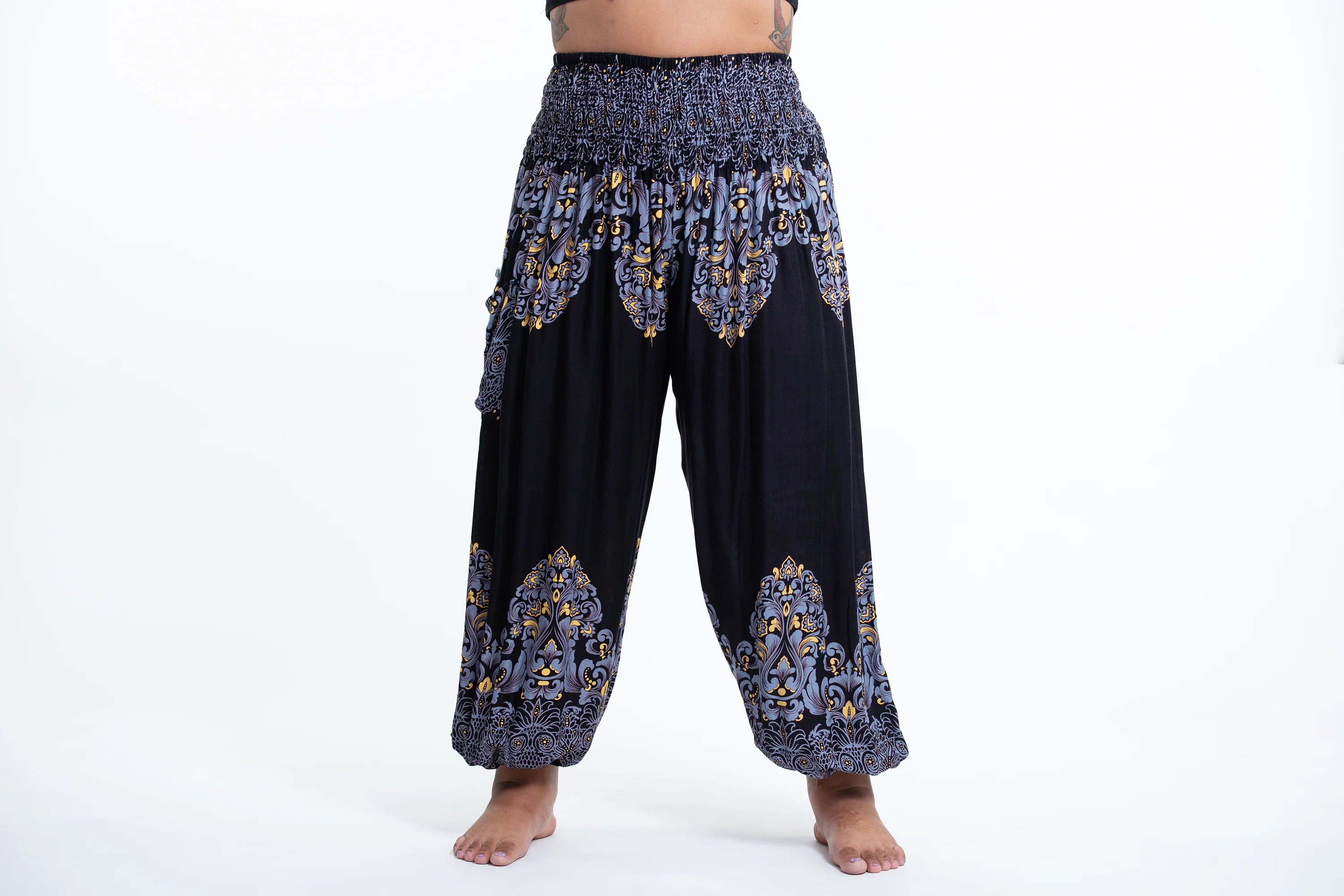 Plus Size Floral Vines Women's Harem Pants in Black