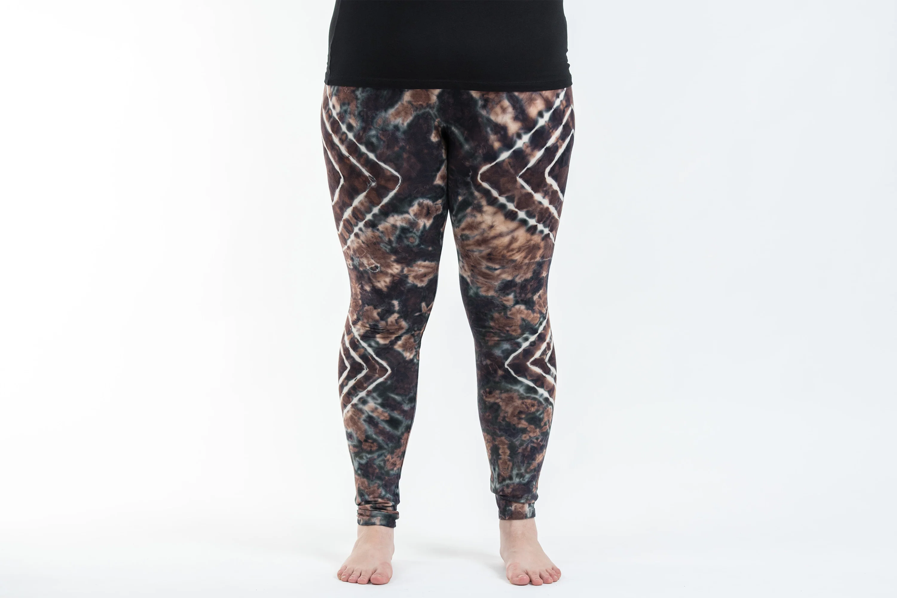 Plus Size Diamond Tie Dye Cotton Leggings in Tan