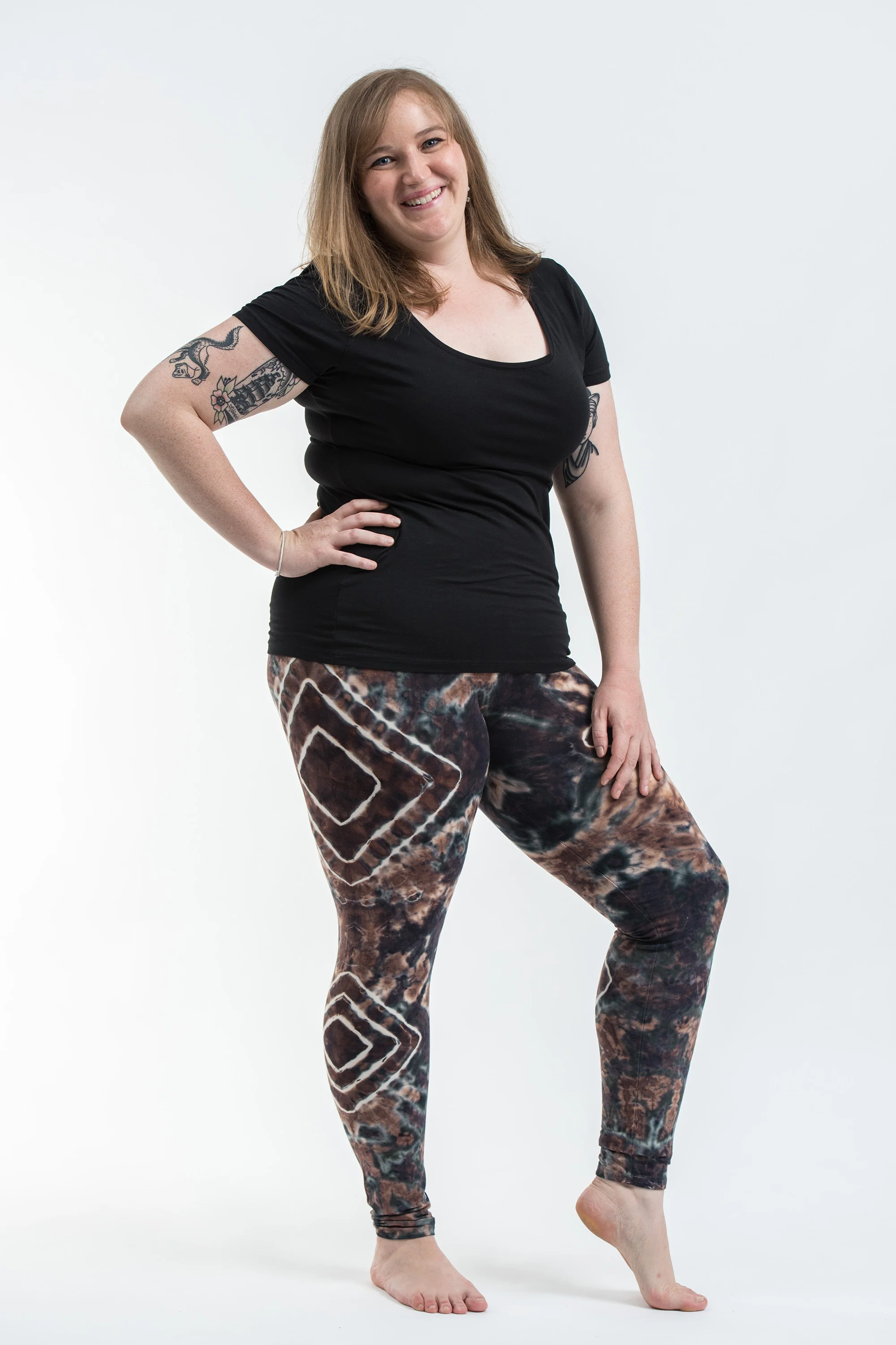 2681-Plus-Size-Diamond-Tie-Dye-Cotton-Leggings-in-Tan-3.webp Plus Size Diamond Tie Dye Cotton Leggings in Tan