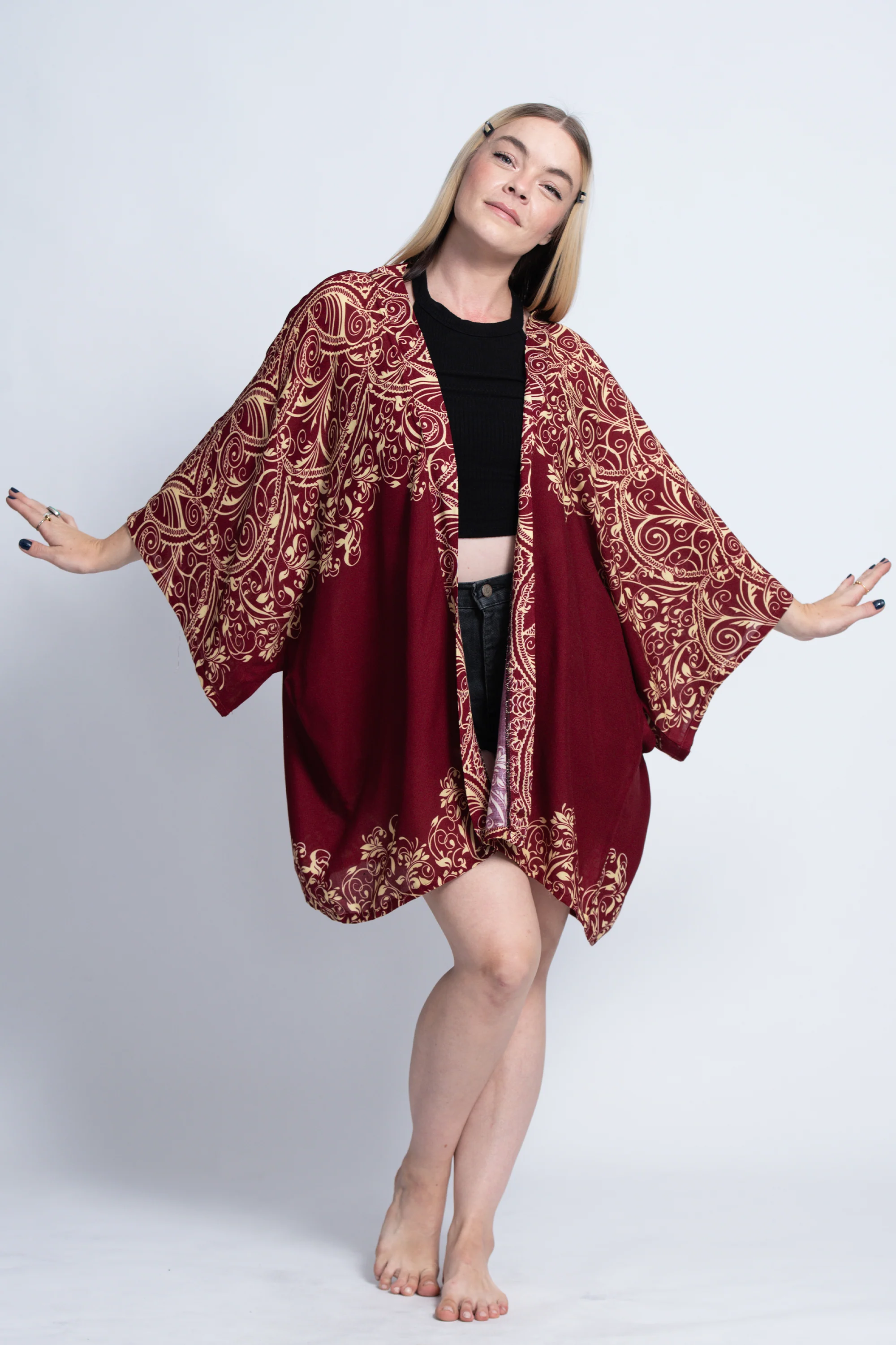 Vines Kimono Cardigan in Red