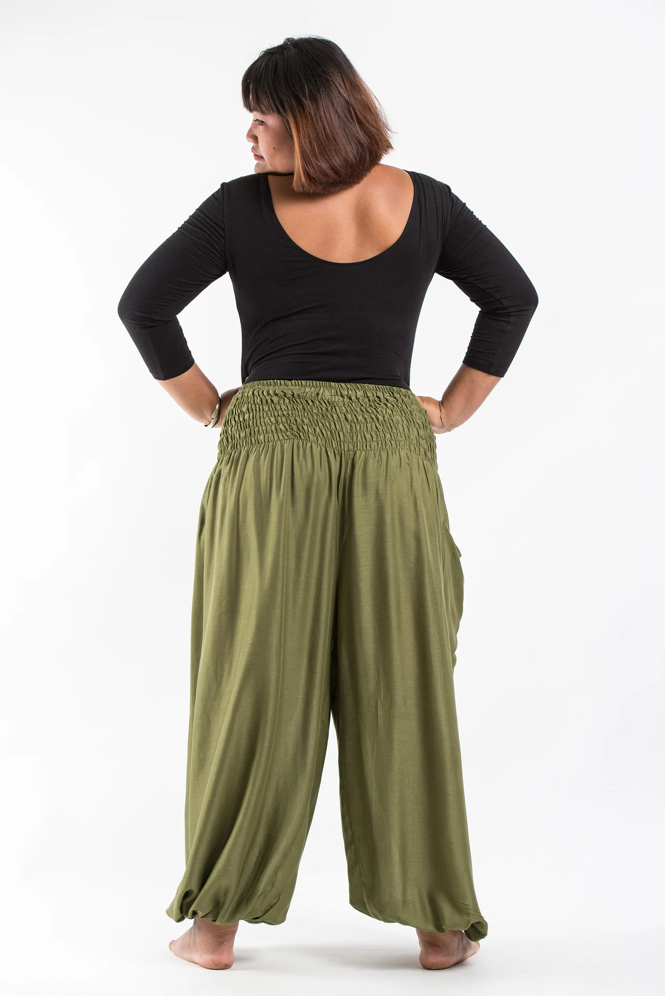 2777-Plus-Size-Solid-Color-Women-s-Harem-Pants-in-Olive-4.webp Plus Size Solid Color Women's Harem Pants in Olive