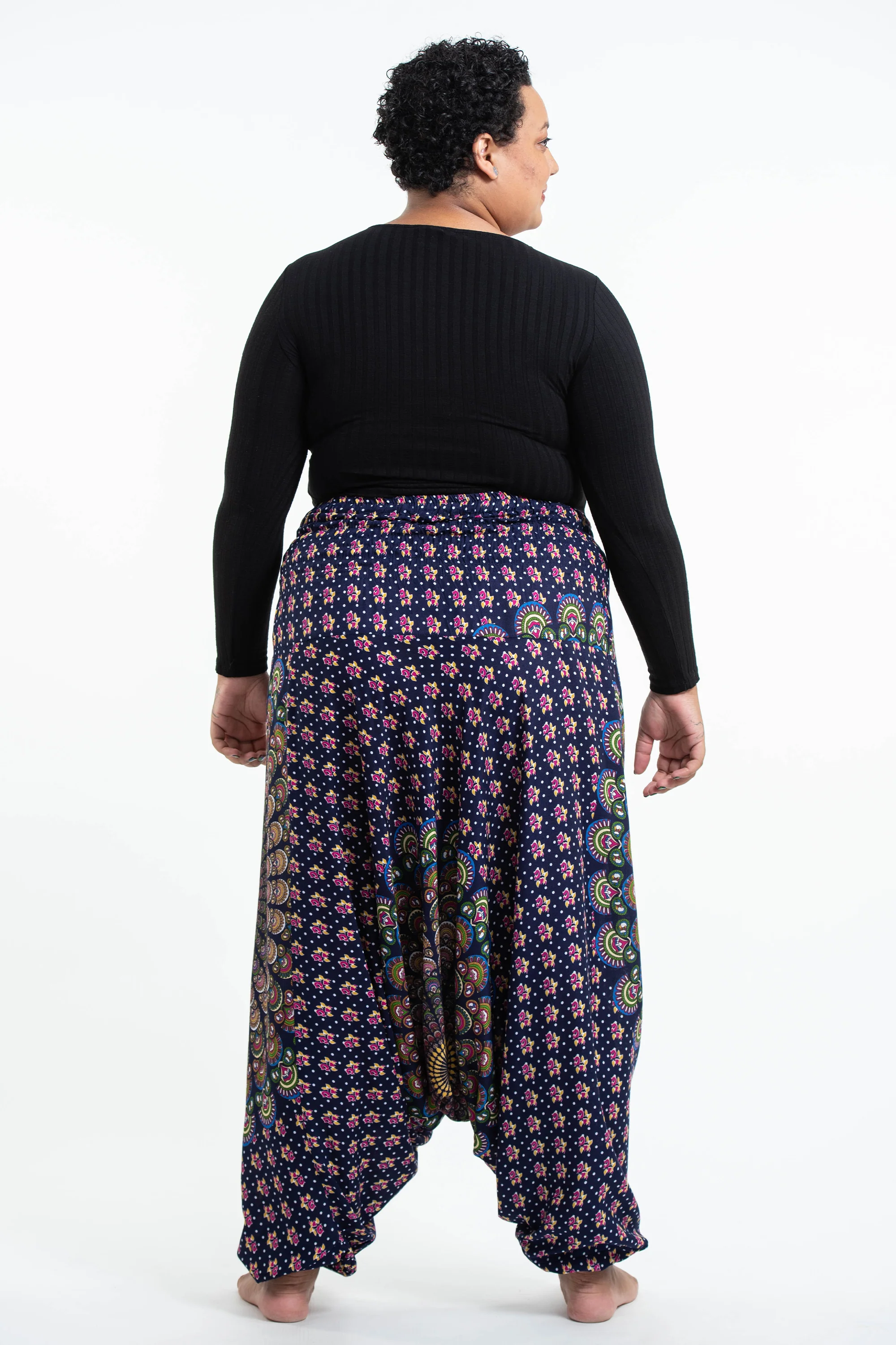 2799-Plus-Size-Peacock-Mandalas-2-in-1-Jumpsuit-Harem-Pants-in-Blue-4.webp Plus Size Peacock Mandalas 2-in-1 Jumpsuit Harem Pants in Blue