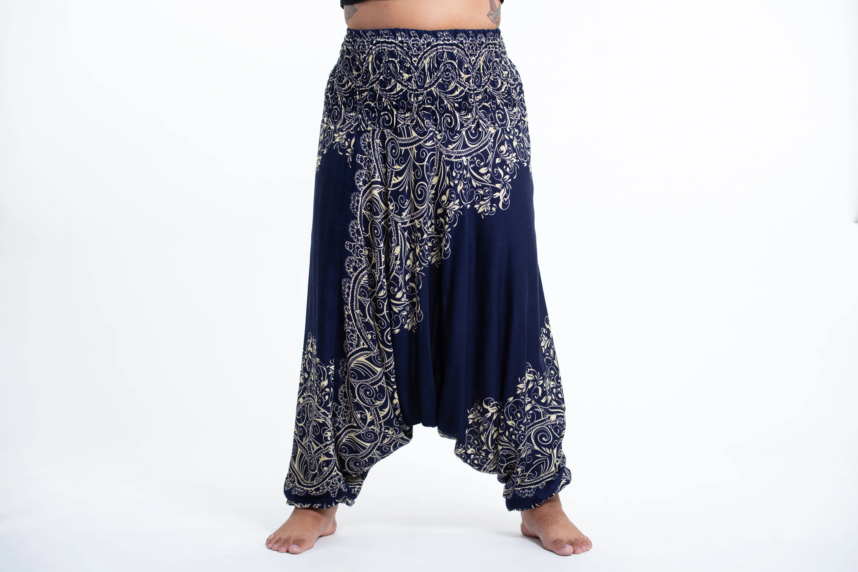 2821-Plus-Size-Vines-2-in-1-Jumpsuit-Harem-Pants-in-Blue-2.webp Plus Size Vines 2-in-1 Jumpsuit Harem Pants in Blue