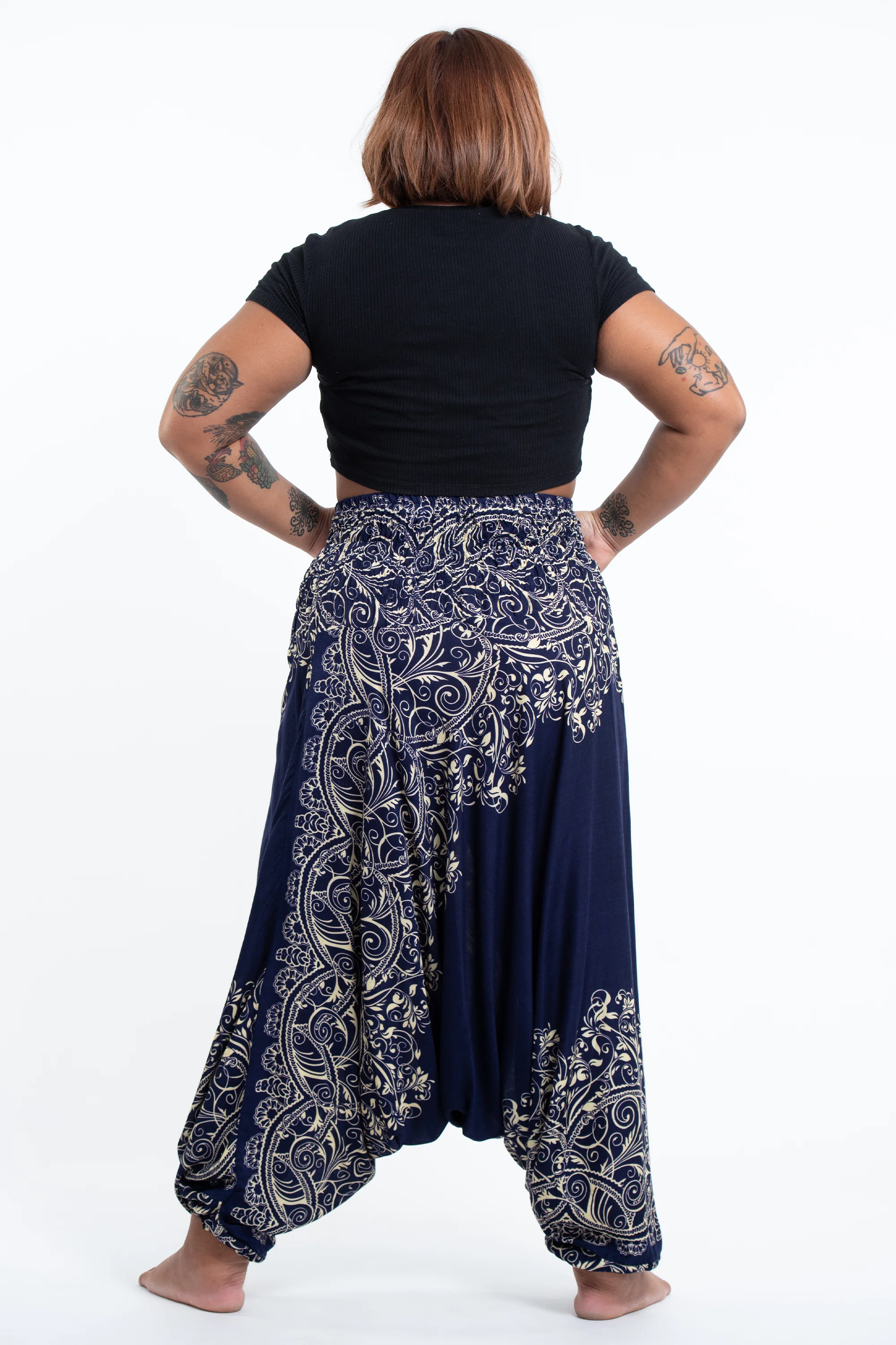 2821-Plus-Size-Vines-2-in-1-Jumpsuit-Harem-Pants-in-Blue-4.webp Plus Size Vines 2-in-1 Jumpsuit Harem Pants in Blue