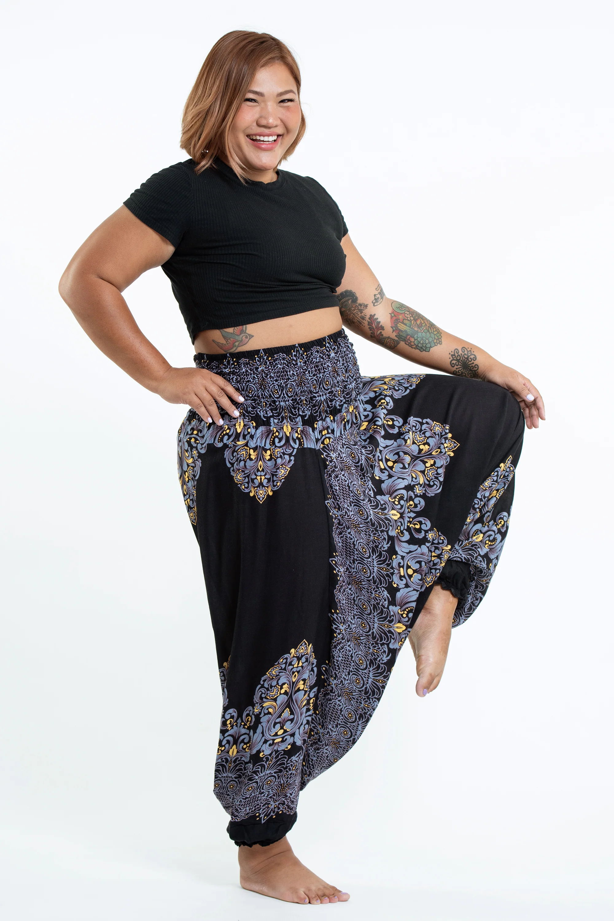 2849-Plus-Size-Floral-Vines-2-in-1-Jumpsuit-Harem-Pants-in-Black-3.webp Plus Size Floral Vines 2-in-1 Jumpsuit Harem Pants in Black