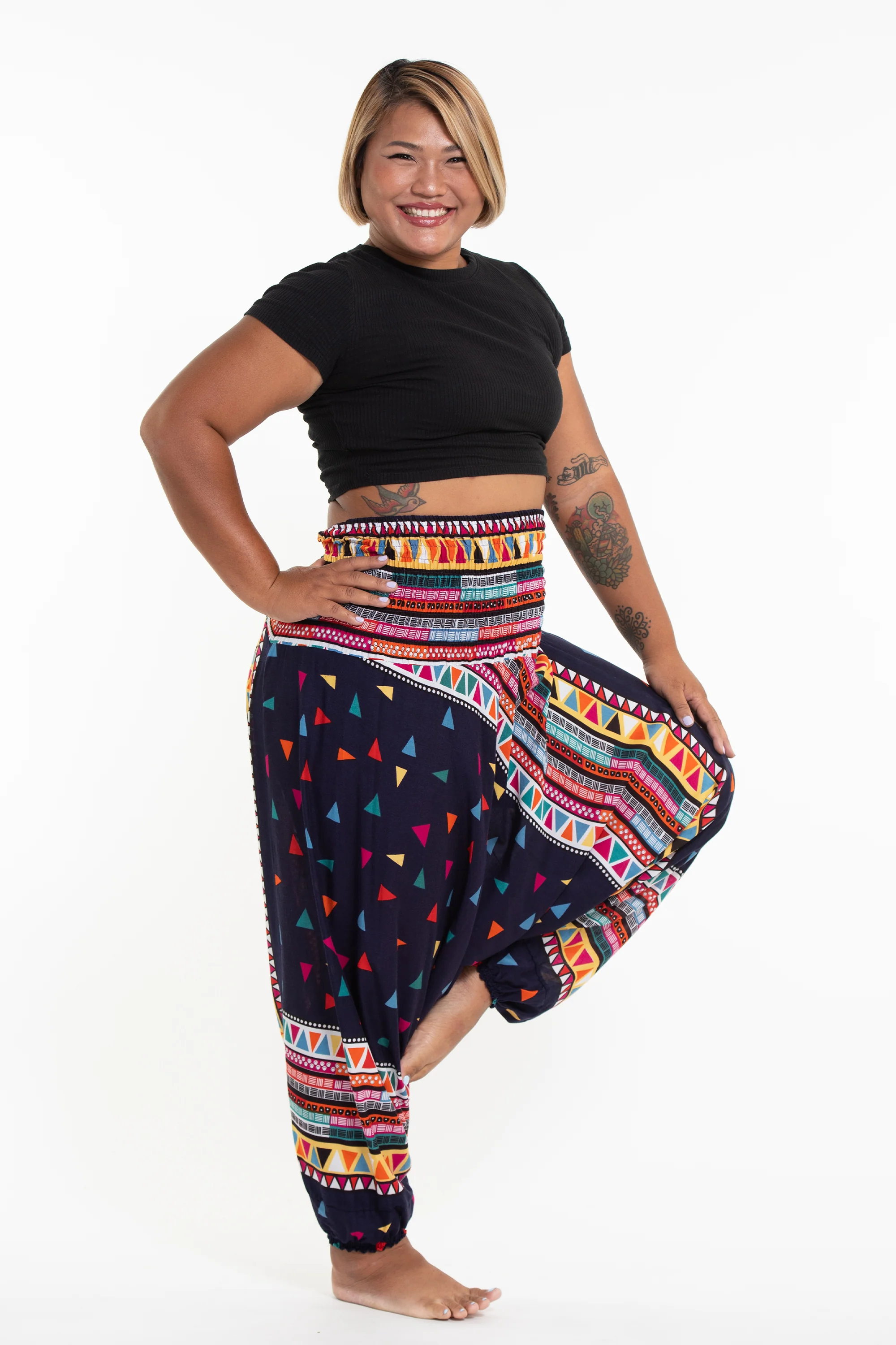 2858-Plus-Size-Triangles-2-in-1-Jumpsuit-Harem-Pants-in-Navy-3.webp Plus Size Triangles 2-in-1 Jumpsuit Harem Pants in Navy