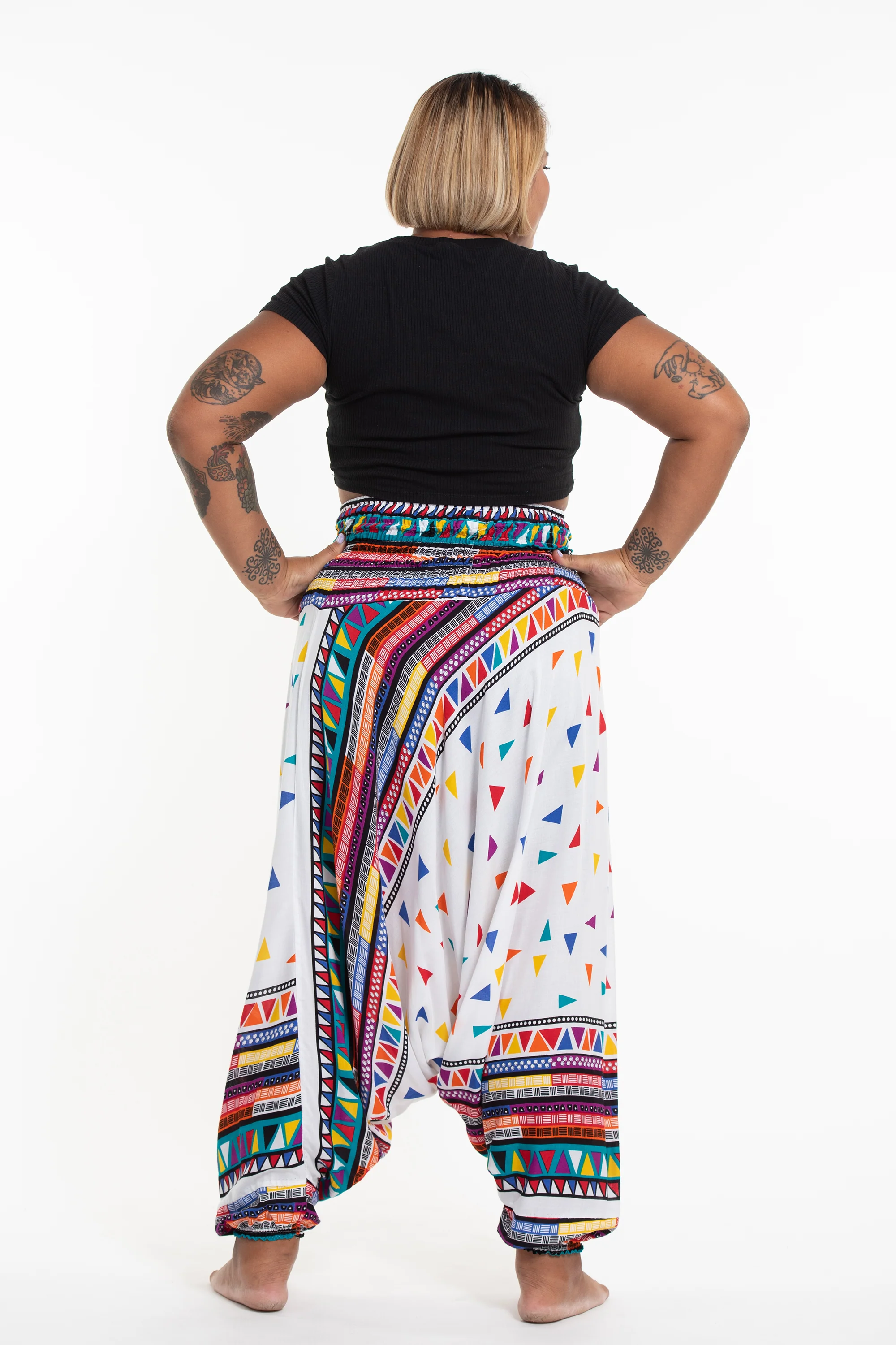 2863-Plus-Size-Triangles-2-in-1-Jumpsuit-Harem-Pants-in-White-4.webp Plus Size Triangles 2-in-1 Jumpsuit Harem Pants in White