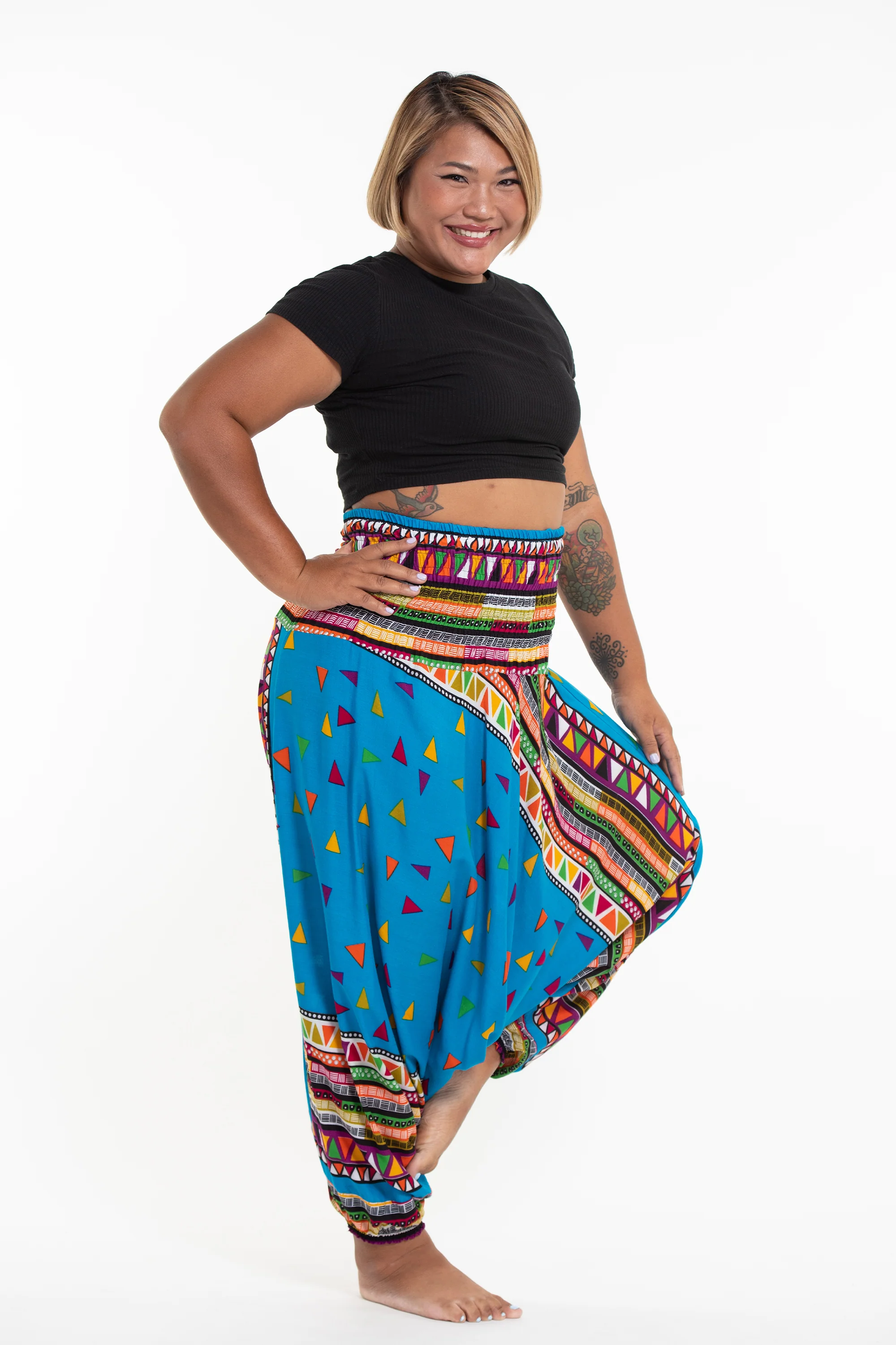 2875-Plus-Size-Triangles-2-in-1-Jumpsuit-Harem-Pants-in-Ocean-Blue-3.webp Plus Size Triangles 2-in-1 Jumpsuit Harem Pants in Ocean Blue