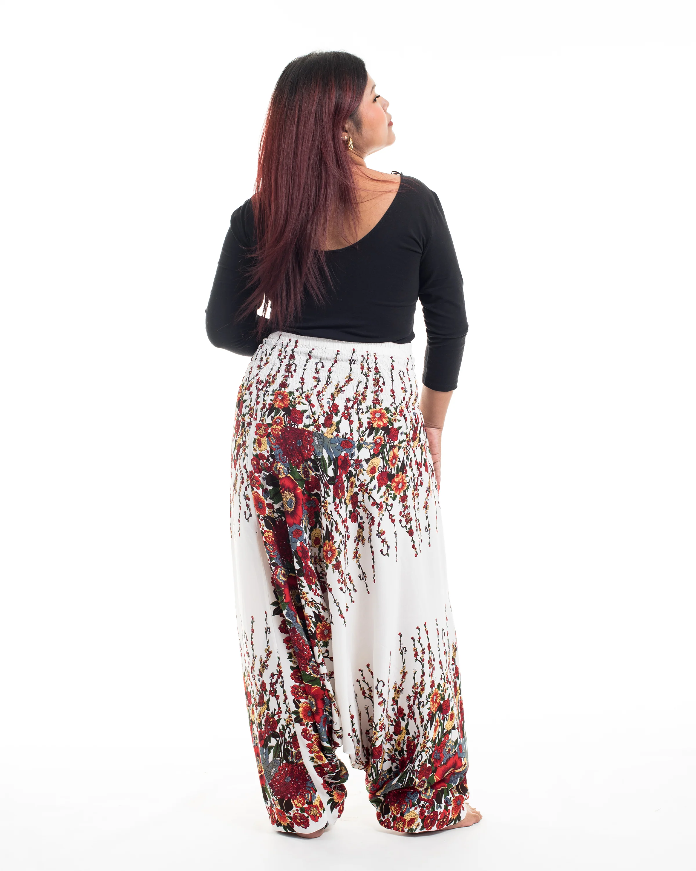 2902-Plus-Size-Floral-2-in-1-Jumpsuit-Harem-Pants-in-White-4.webp Plus Size Floral 2-in-1 Jumpsuit Harem Pants in White