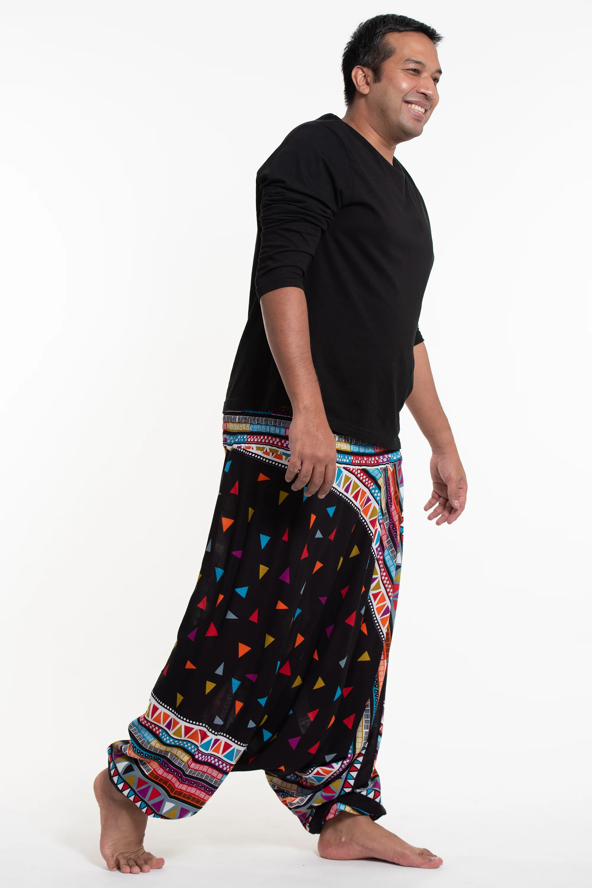 2976-Plus-Size-Triangles-Drop-Crotch-Men-s-Harem-Pants-in-Black-3.webp Plus Size Triangles Drop Crotch Men's Harem Pants in Black