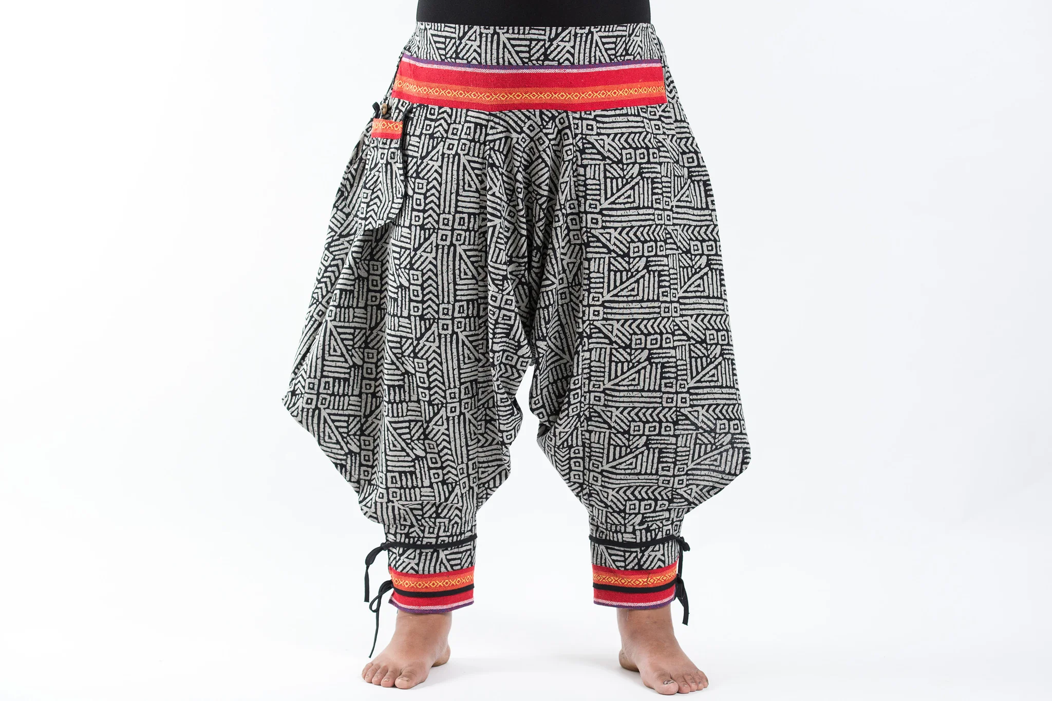 3021-Plus-Size-Woven-Prints-Thai-Hill-Tribe-Fabric-Women-Harem-Pants-with-Ankle-Straps-in-Black-2.webp Plus Size Woven Prints Thai Hill Tribe Fabric Women Harem Pants with Ankle Straps in Black