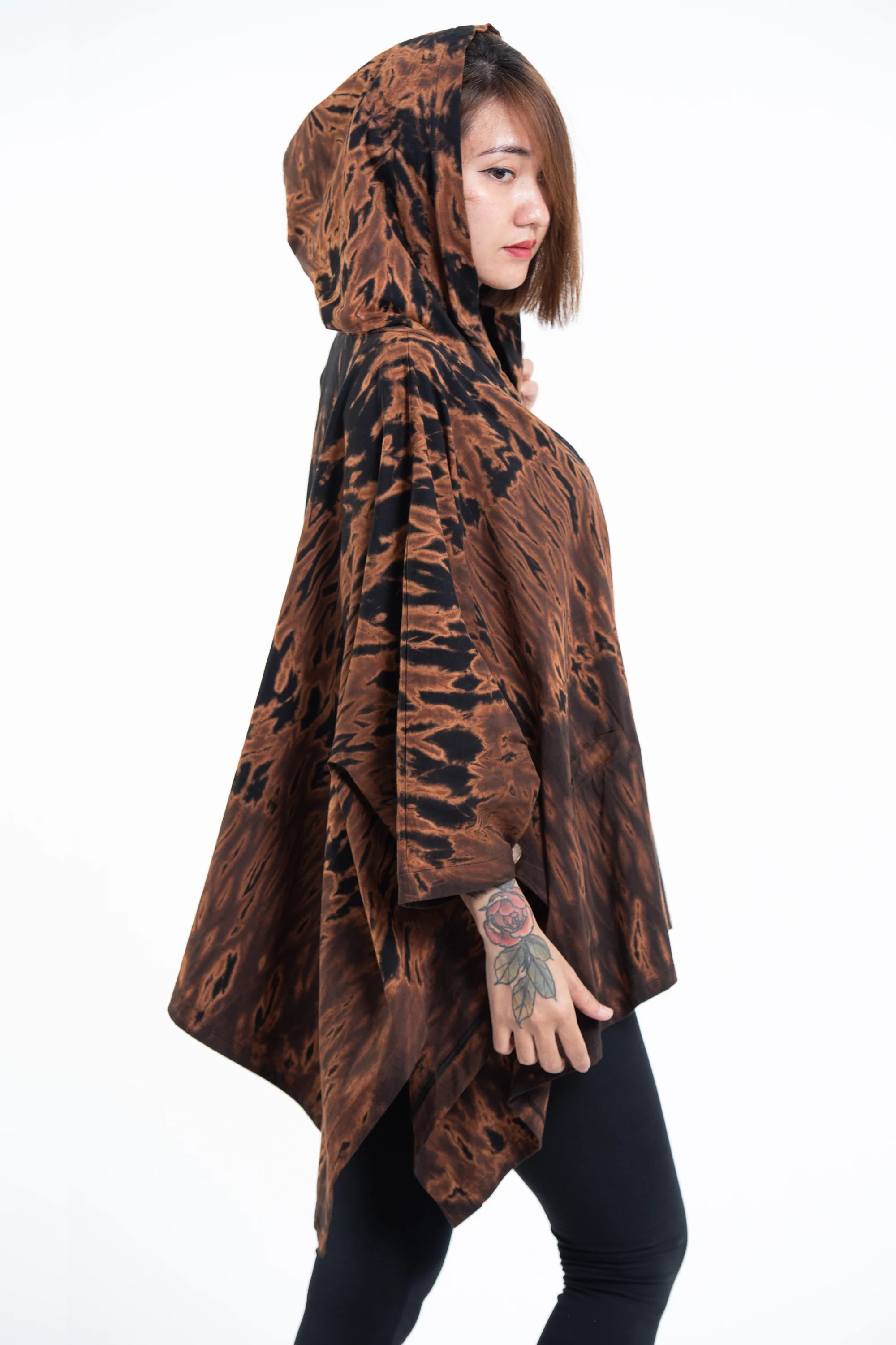 3048-Tie-Dye-Cotton-Hooded-Poncho-Jacket-in-Black-05-3.webp Tie Dye Cotton Hooded Poncho Jacket in Black 05