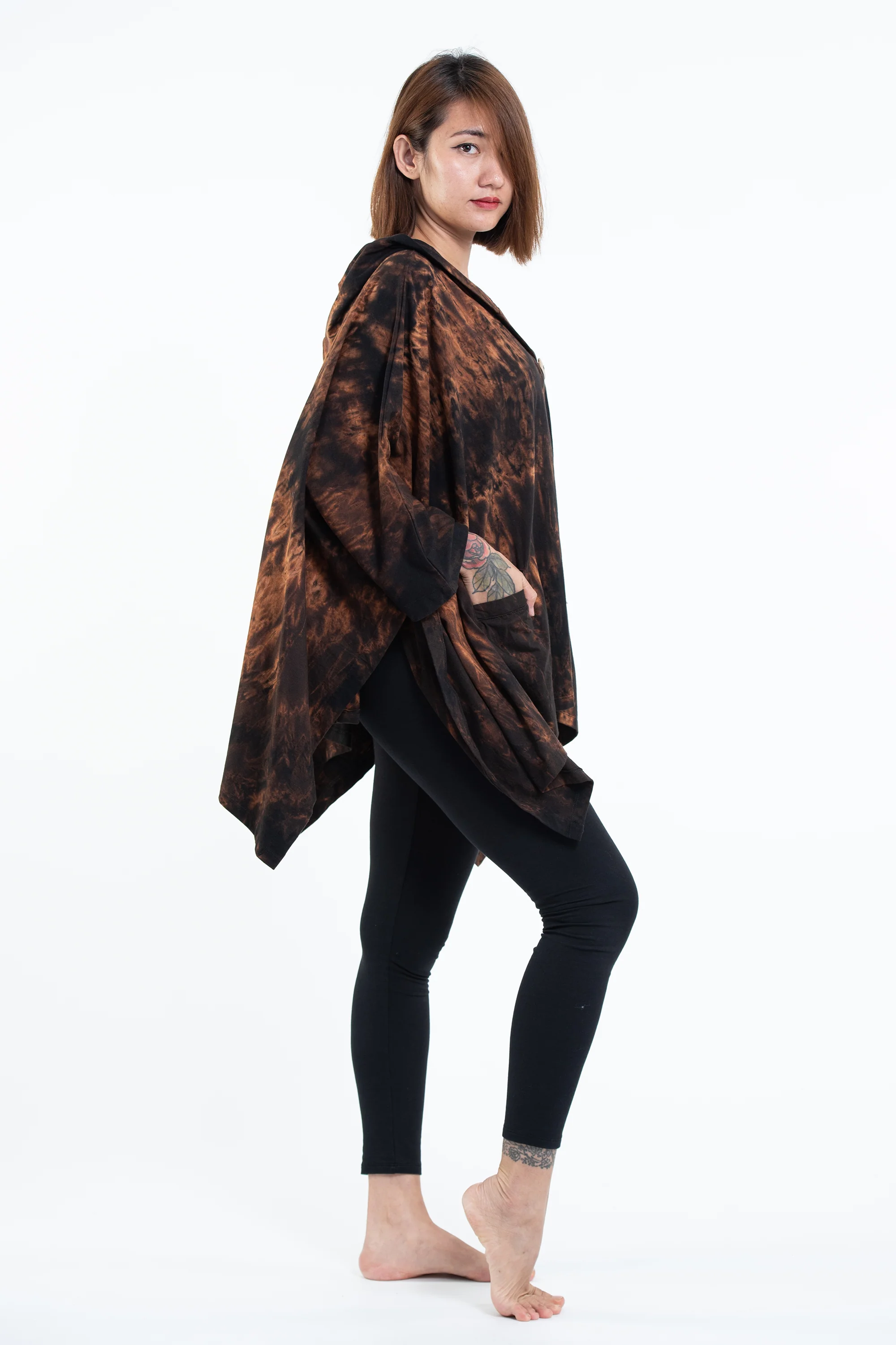 3048-Tie-Dye-Cotton-Hooded-Poncho-Jacket-in-Black-05-7.webp Tie Dye Cotton Hooded Poncho Jacket in Black 05