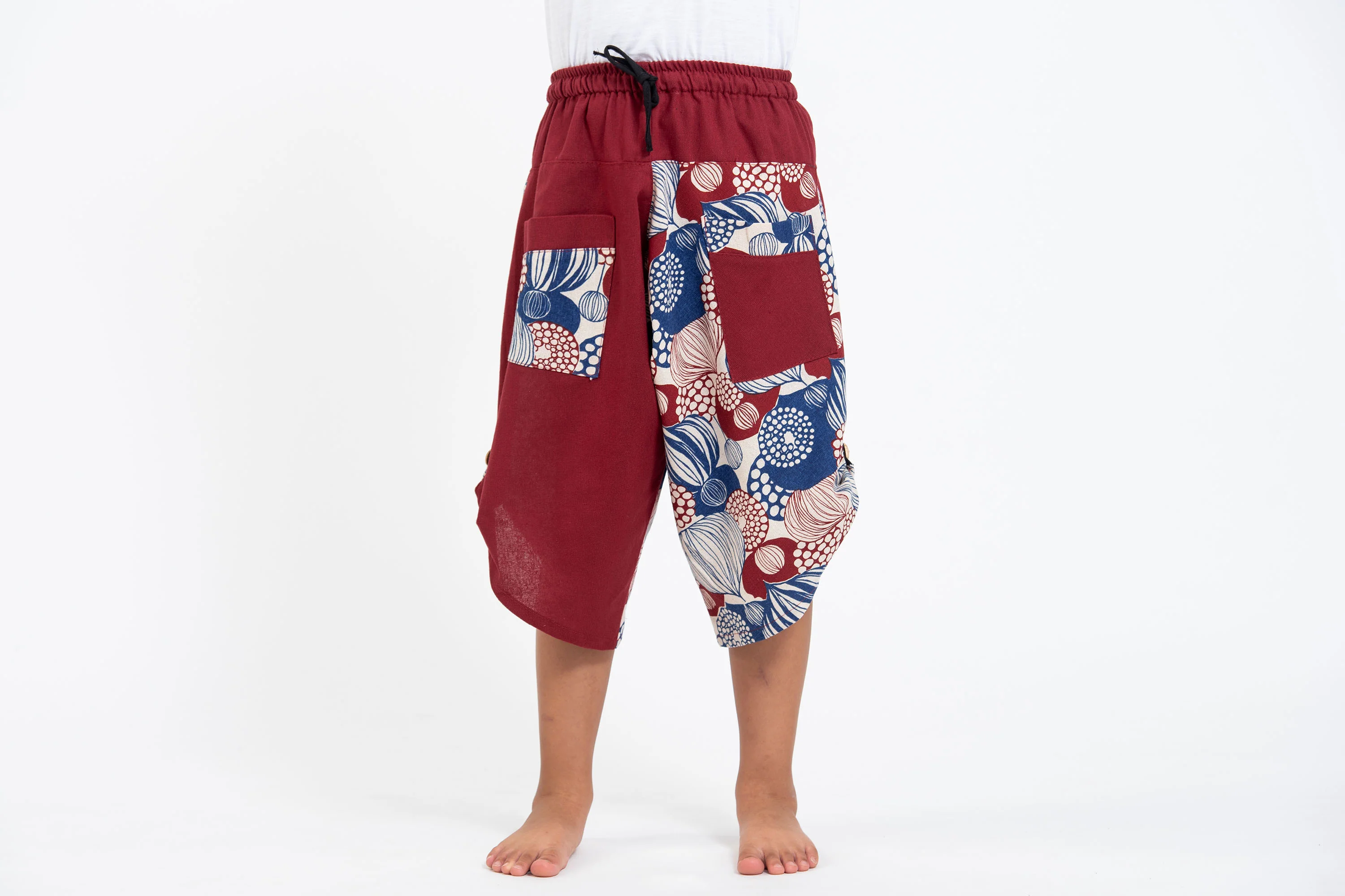 Two Tone Leaves Prints Kids Three Quarter Pants in Red
