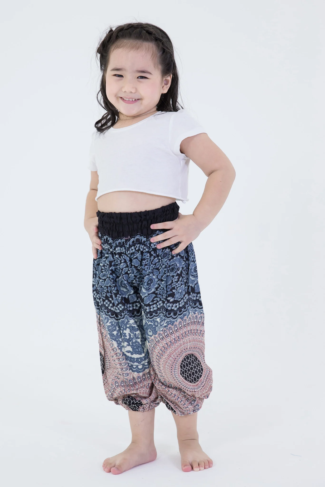 418-Geometric-Mandalas-Kids-Harem-Pants-in-Silver-Gray-3.webp Geometric Mandalas Kids Harem Pants in Silver Gray