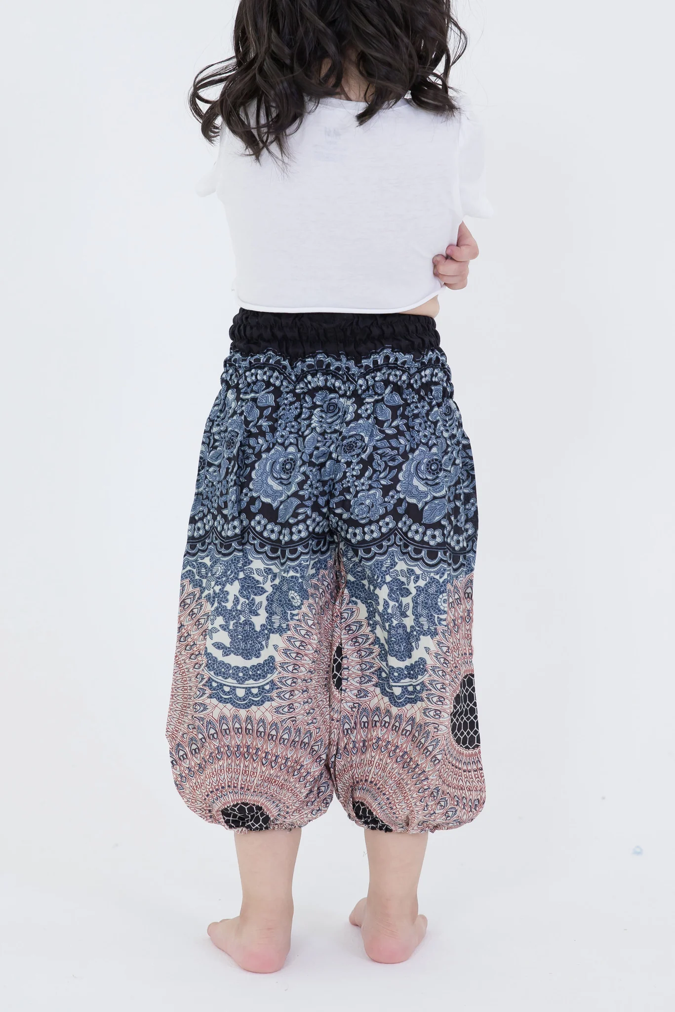 418-Geometric-Mandalas-Kids-Harem-Pants-in-Silver-Gray-5.webp Geometric Mandalas Kids Harem Pants in Silver Gray