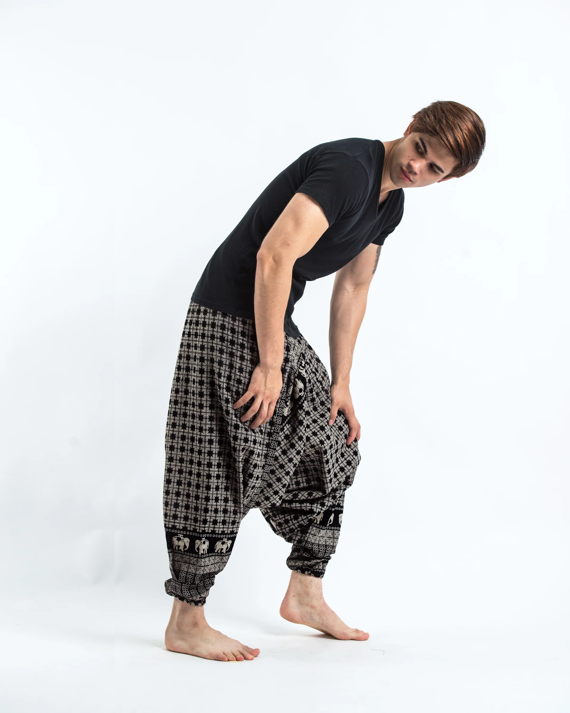 460-Hill-Tribe-Elephant-Men-s-Elephant-Pants-in-Black-3.webp Hill Tribe Elephant Men's Elephant Pants in Black