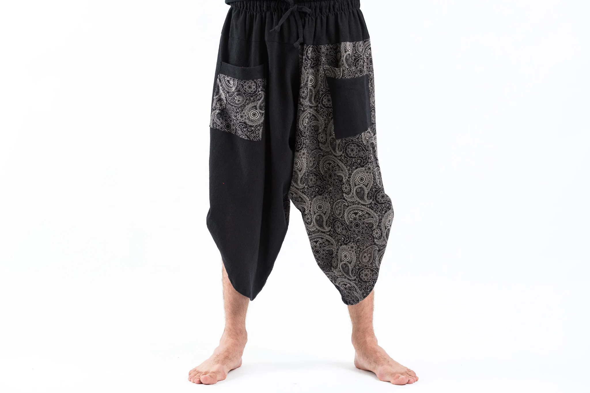 Two Tone Paisley Prints Men's Three Quarter Pants in Black