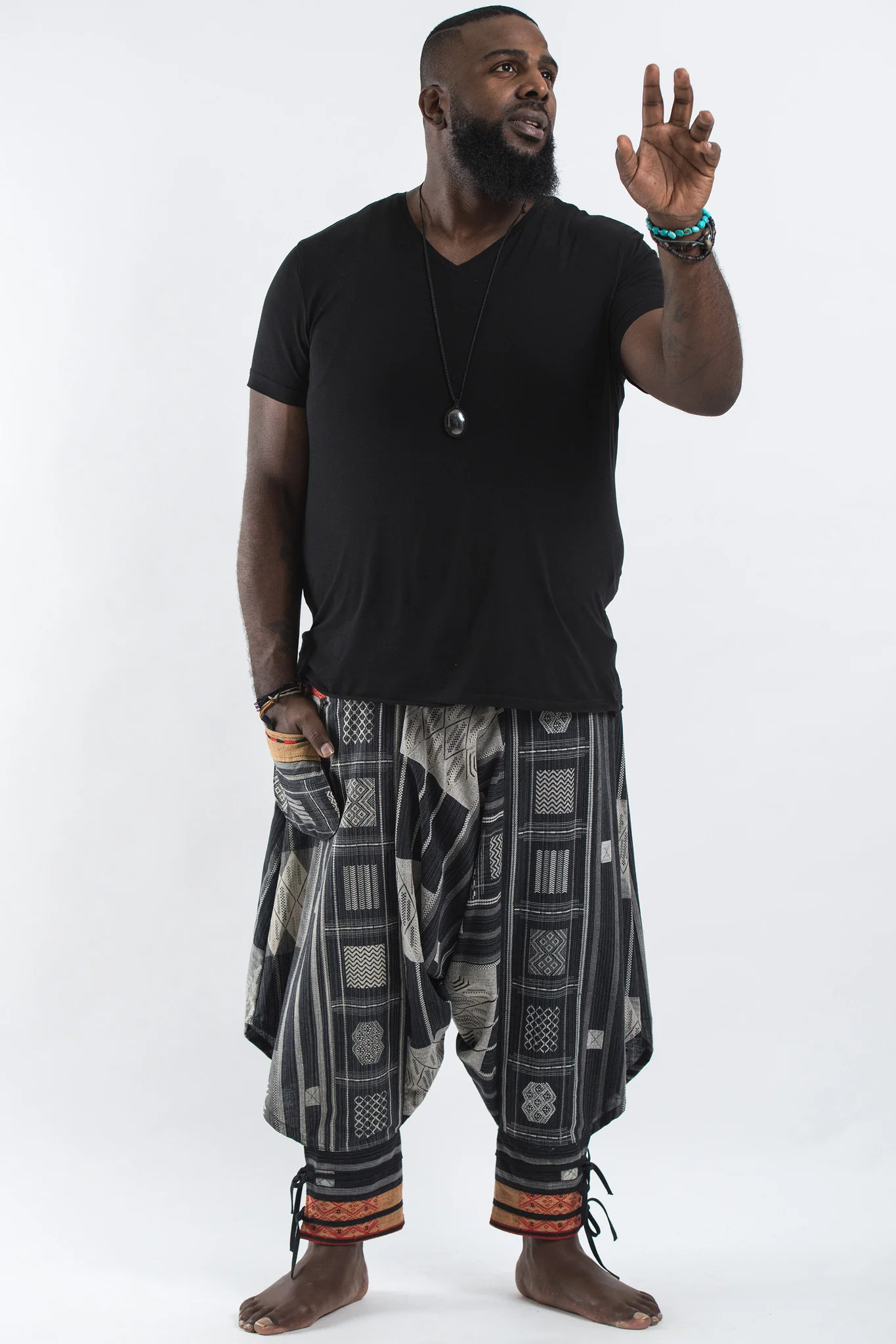 519-Plus-Size-Thai-Hill-Tribe-Fabric-Men-Harem-Pants-with-Ankle-Straps-in-Black-4.webp Plus Size Thai Hill Tribe Fabric Men Harem Pants with Ankle Straps in Black