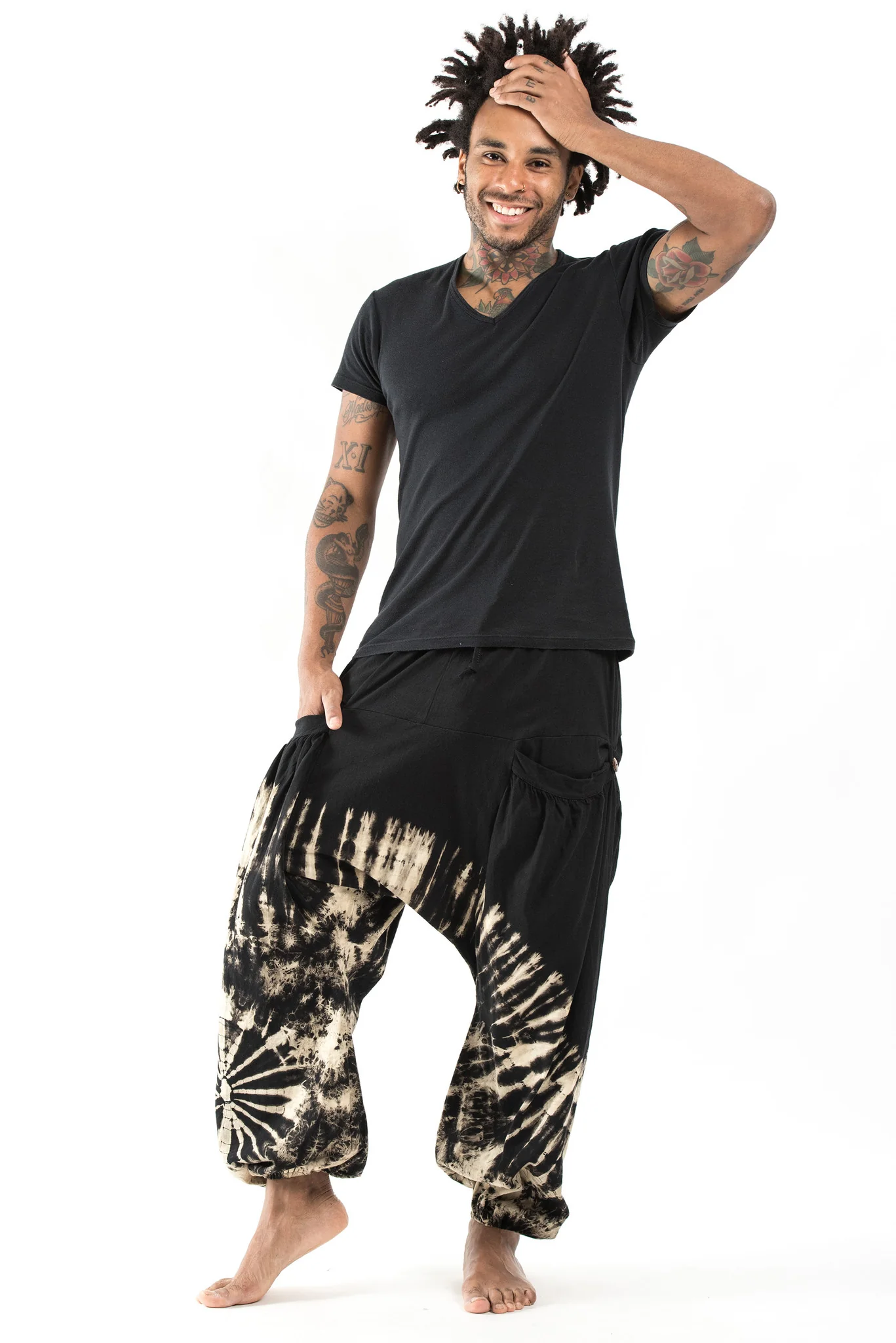 528-Tie-Dye-Cotton-Men-Harem-Pants-in-Black-3.webp Tie Dye Cotton Men Harem Pants in Black