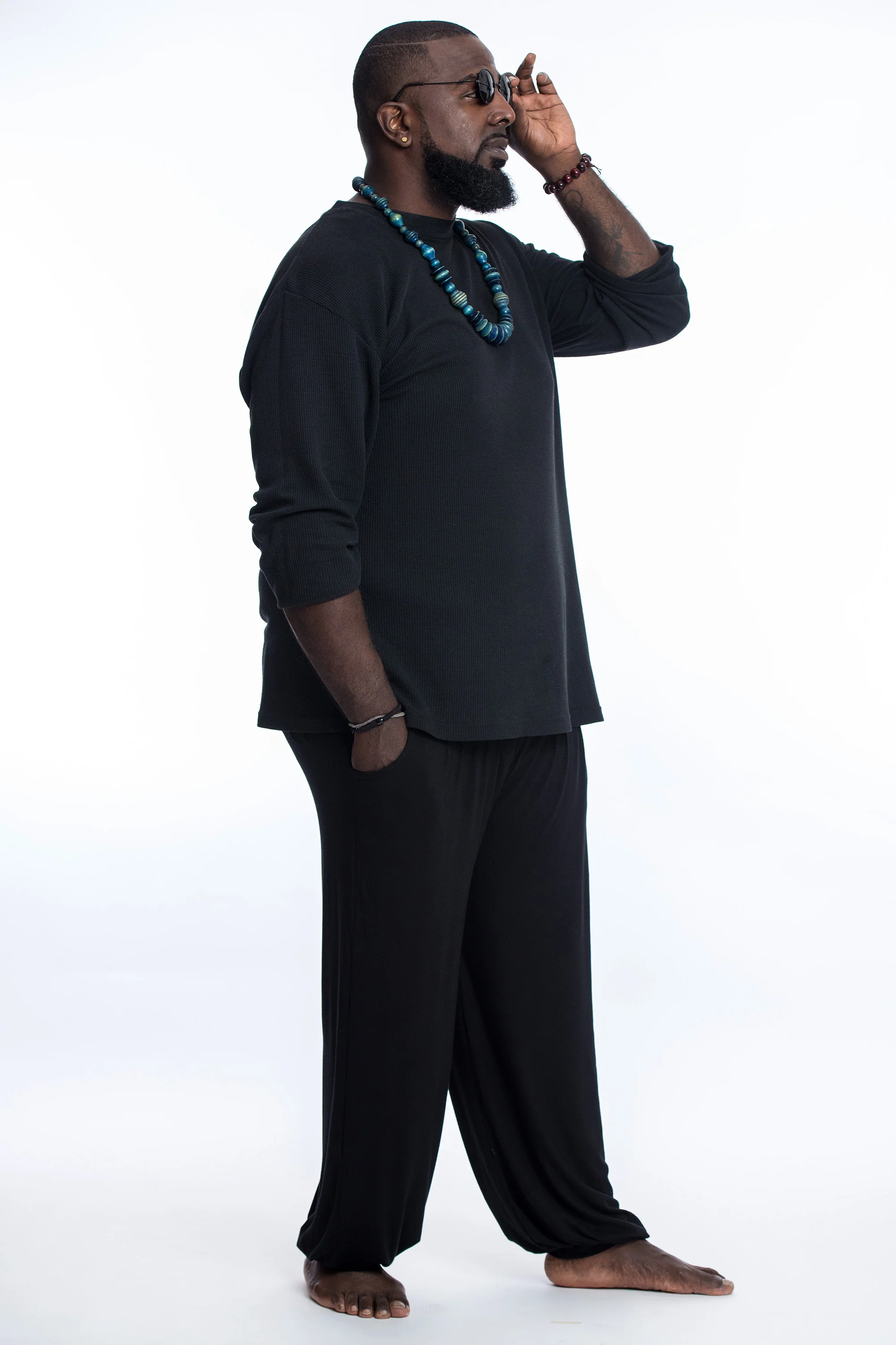 608-Plus-Size-Cotton-Men-Harem-Pants-in-Solid-Black-3.webp Plus Size Cotton Men Harem Pants in Solid Black