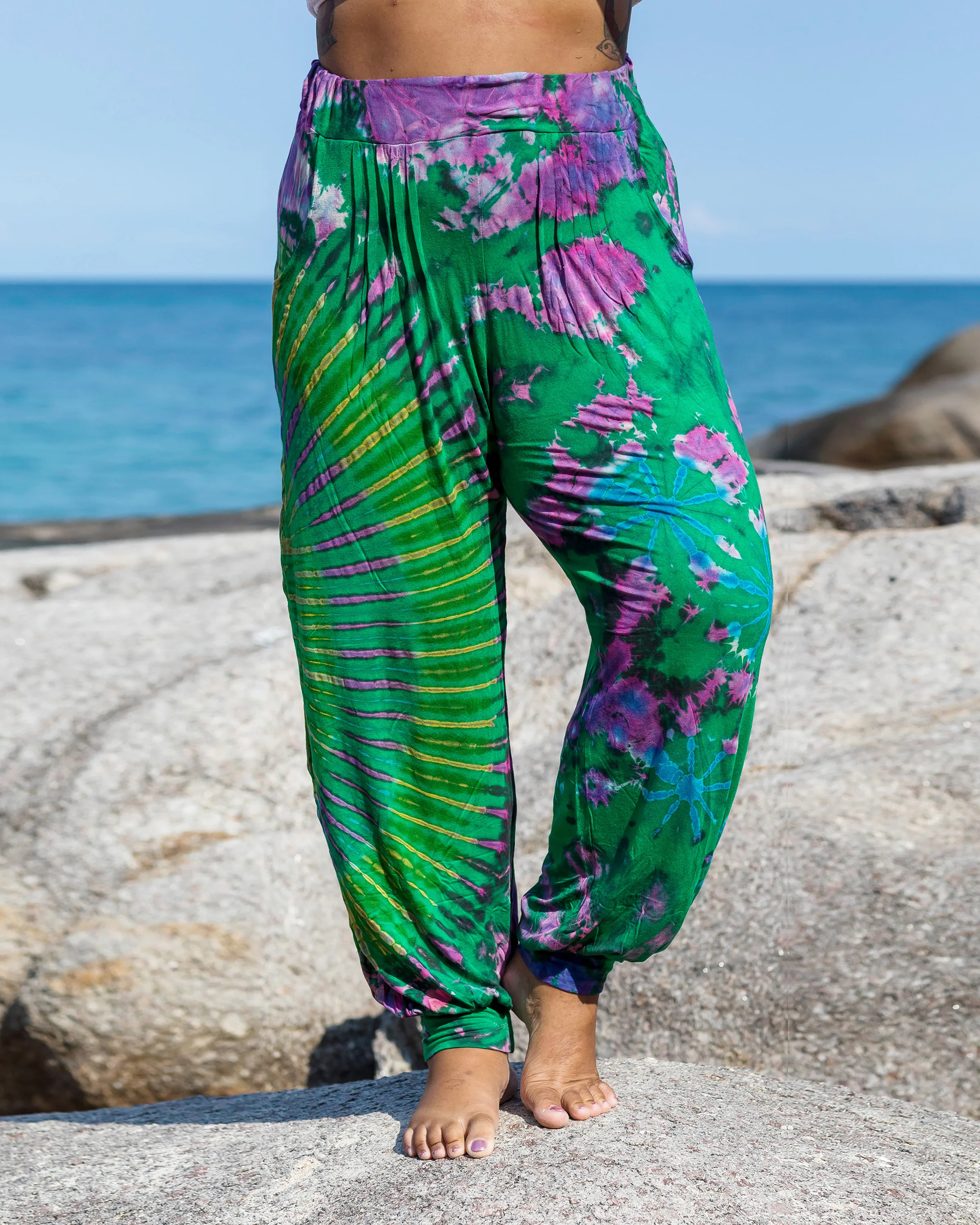 Plus Size Tie Dye Cotton Men Harem Pants in Green