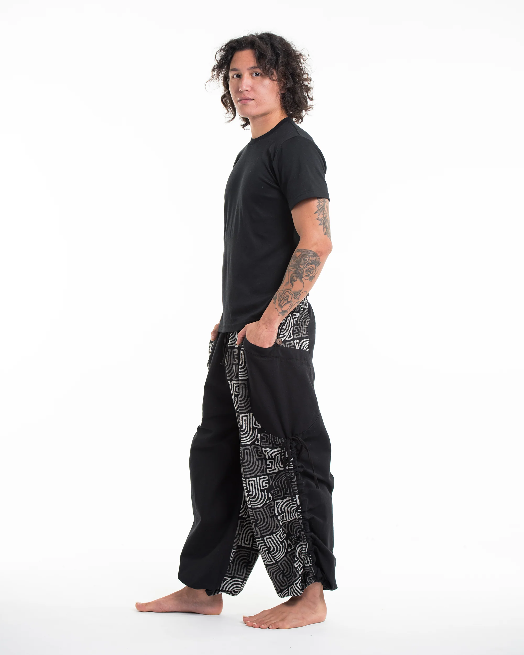 871-Two-Tone-Maze-Prints-Men-s-Cotton-Pants-in-Black-3.webp Two Tone Maze Prints Men's Cotton Pants in Black
