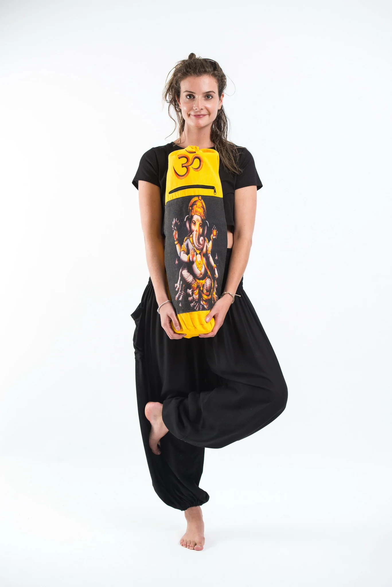93-Yellow-Embroidered-Ohm-Ganesha-Print-Cotton-Hemp-Yoga-Mat-Bag-4.webp Yellow Embroidered Ohm + Ganesha Print Cotton & Hemp Yoga Mat Bag